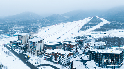 阿那亚崇礼拾雪川滑雪场第 6 张图片