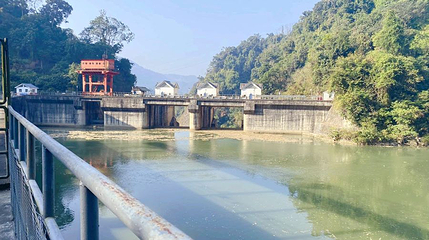 虎跳石第 1 张图片