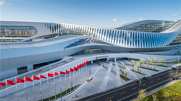 世博城体育运动中心