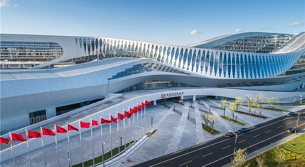 世博城体育运动中心