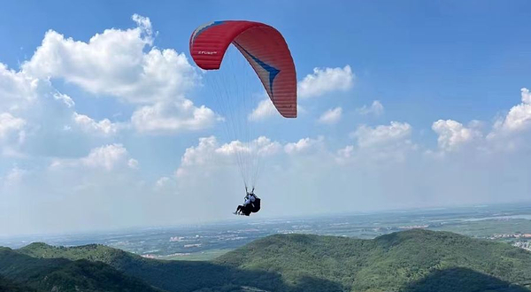 青岛滑翔伞头号飞行基地
