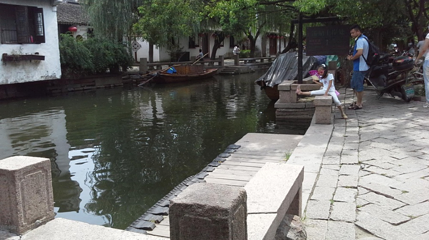 周庄古镇景区-古镇水巷游(夜游)上岸处第 1 张图片