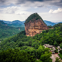 麦积山石窟