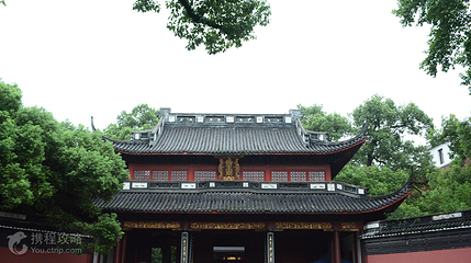 岳飞墓第 3 张图片