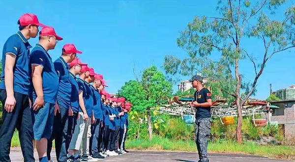 五龙客家风情园真人CS野外拓展基地