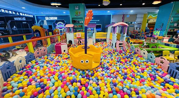 小勇士儿童乐园(万虹广场店)