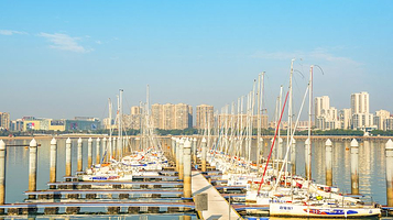 五缘湾游海帆船出海