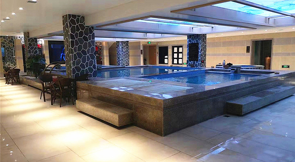 水都汇假日温泉会馆