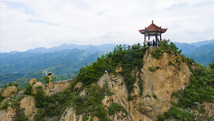凤冠山风景区第 6 张图片
