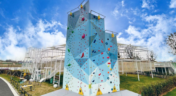 光明小镇顽酷运动魔方探险乐园