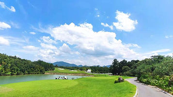 山城水都阳光湖农旅公园