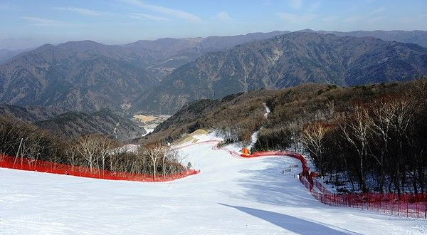 旌善高山滑雪中心