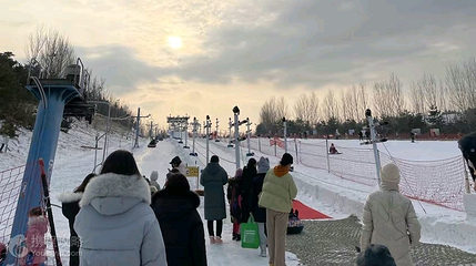 马蹄山亲子雪乐园第 4 张图片