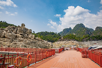 万峰湖景区旅游码头第 5 张图片