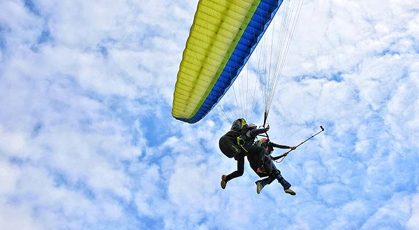 成都滑翔伞飞行体验基地