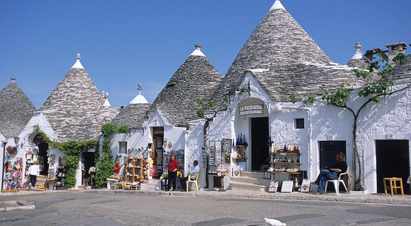 阿尔贝罗贝洛 - 蒙蒂区