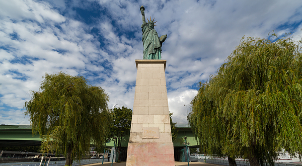 巴黎自由女神像