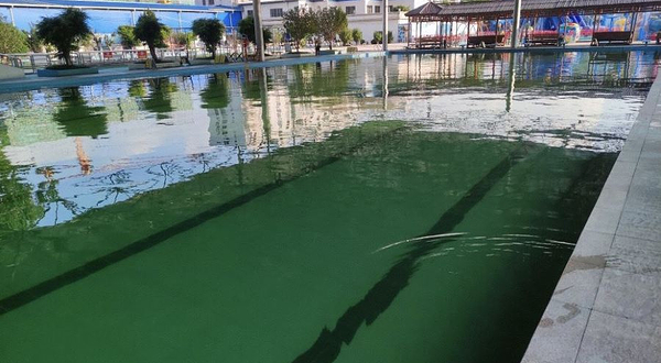 金盘水上游泳池