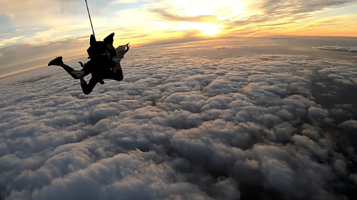 京北新雪国跳伞基地