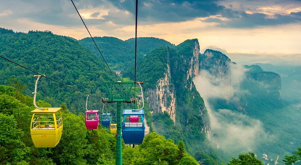 恩施之巅-黄鹤峰林景区