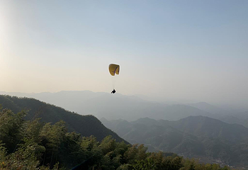 安吉驭风铜锣山飞行营地第 16 张图片
