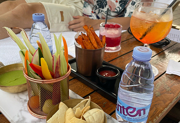 三亚艾迪逊酒店·海滩俱乐部 BEACH CLUB·泳池吧·西式简餐·轻食·DJ第 17 张图片