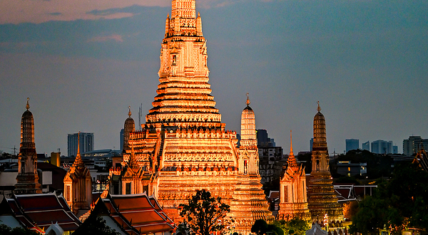 白玉兰号夜游湄南河