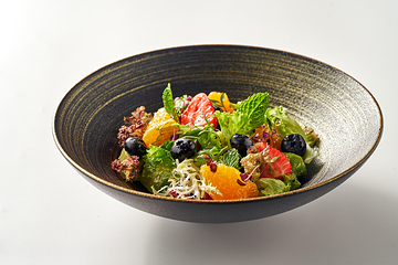 杭州西湖希尔顿嘉悦里酒店·花蜜里Nettare·花园西餐·精酿酒馆第 24 张图片
