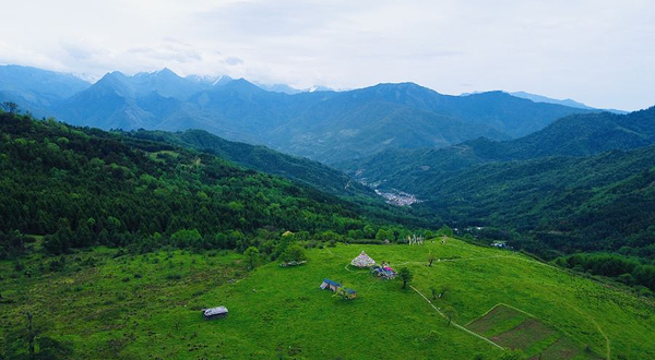 四川雅安神木垒景区汽车露营地
