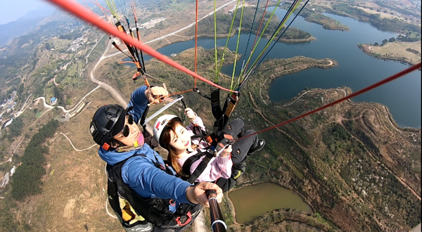 重庆金竹滑翔飞行训练营地