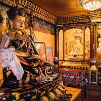 直贡噶举西方三怙主殿