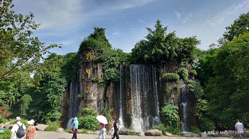 峨眉山风景区-秀甲瀑布