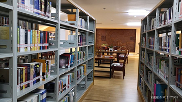 黔西南州图书馆