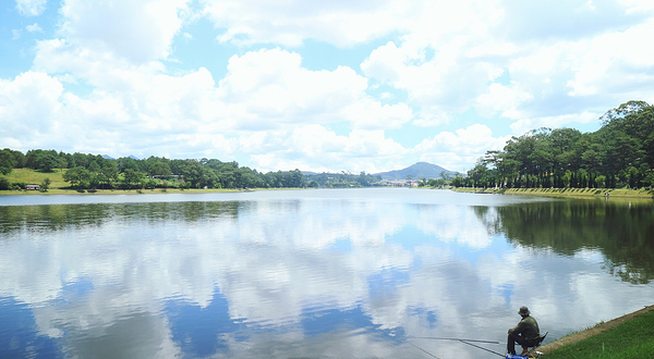 天鹿湖森林公园