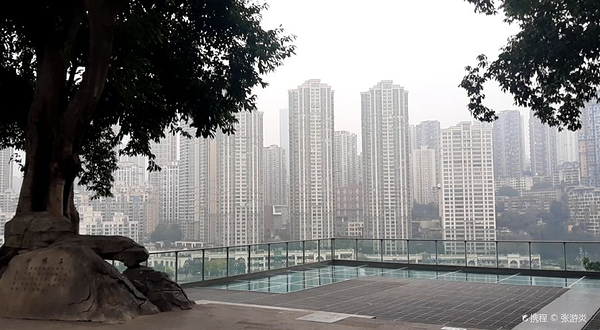 曾家岩临崖步道