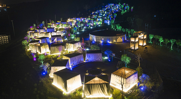 武汉篷客露营木兰草原露营地