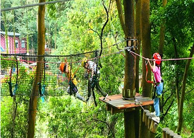 白水寨丛林探险乐园