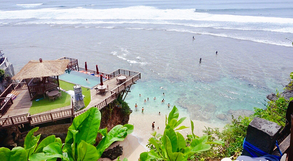 Uluwatu Beach