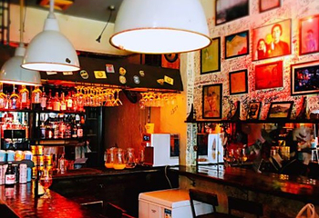 小酒馆(玉林西路店)第 1 张图片