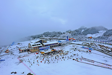巴山罗盘顶滑雪场第 10 张图片