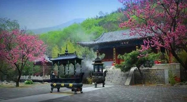 泰山彩石溪-碧峰寺