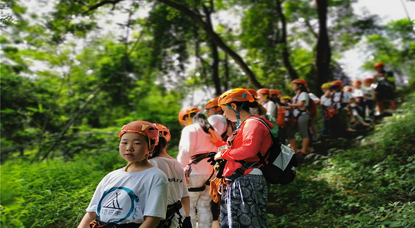 阳朔思固青少年飞拉达户外营地