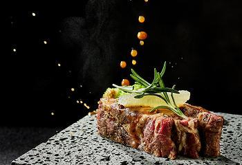 重庆丽思瑞凯悦臻选酒店·绅餐厅 The Brits Restaurant第 94 张图片