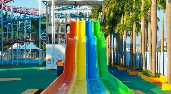 文化广场水上乐园