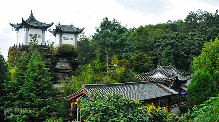 石洞寺第 2 张图片