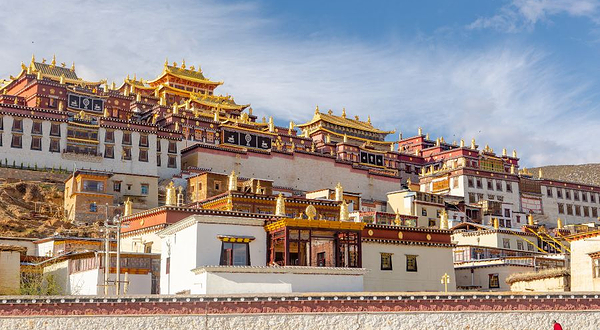 松赞林寺寺门楼