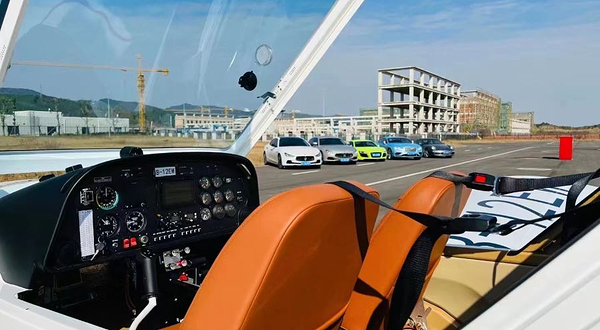 四川金飞航空俱乐部