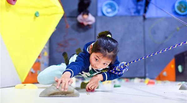 等高线攀岩(金山)运动馆