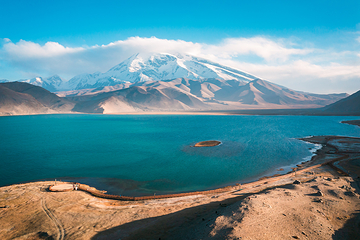 慕士塔格峰-喀拉库勒湖景区第 1 张图片