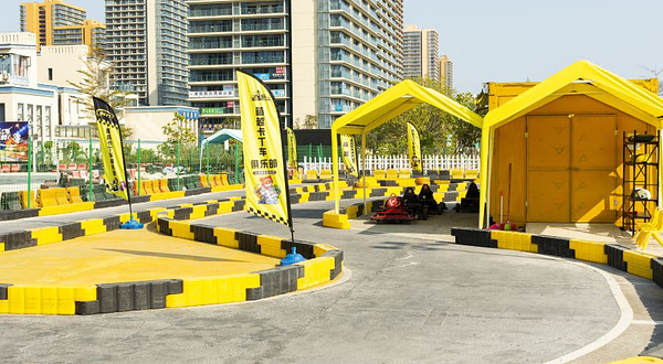 箱越卡丁车俱乐部